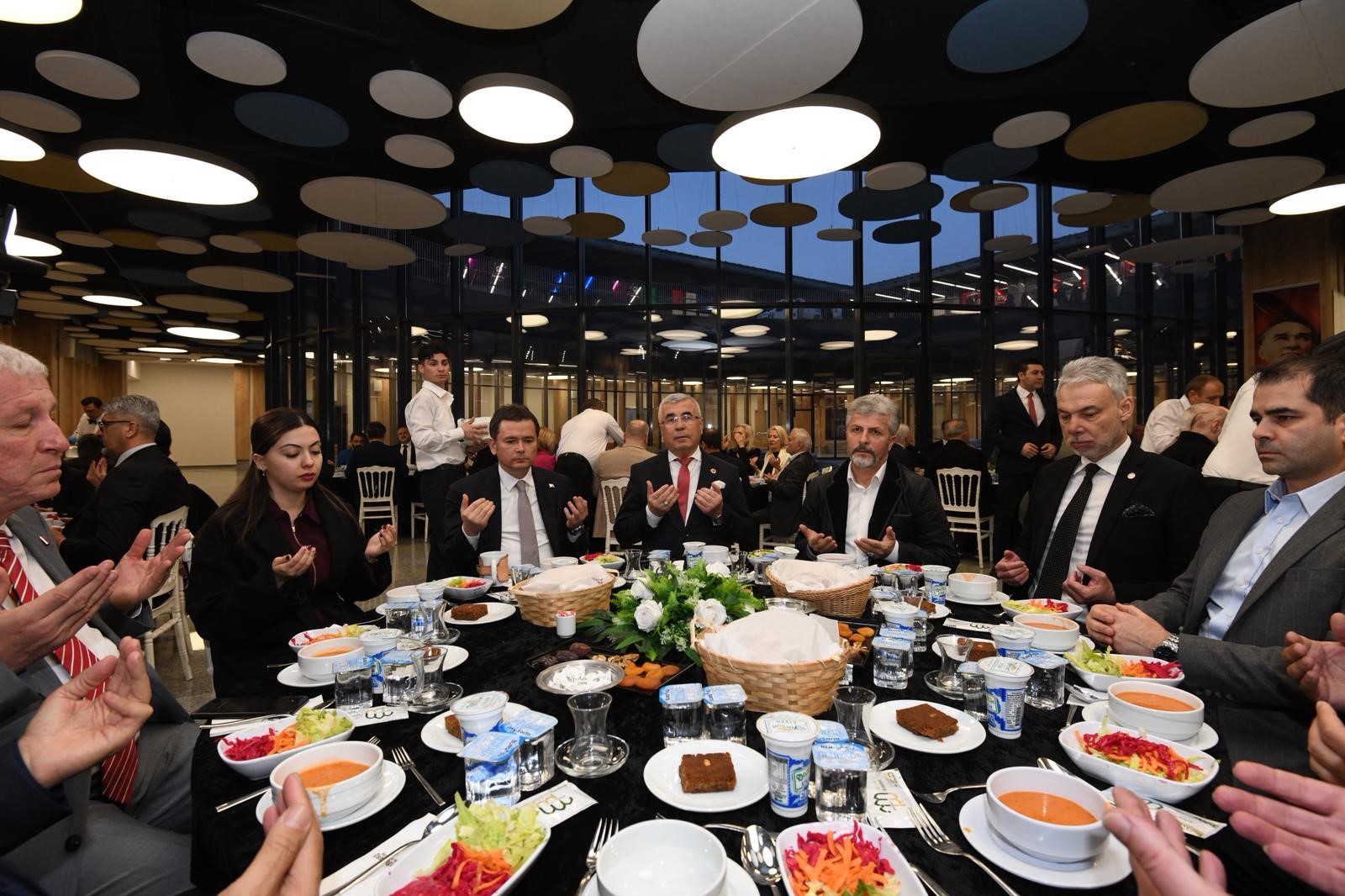 Osmangazi’de 136 mahalle tek yürek