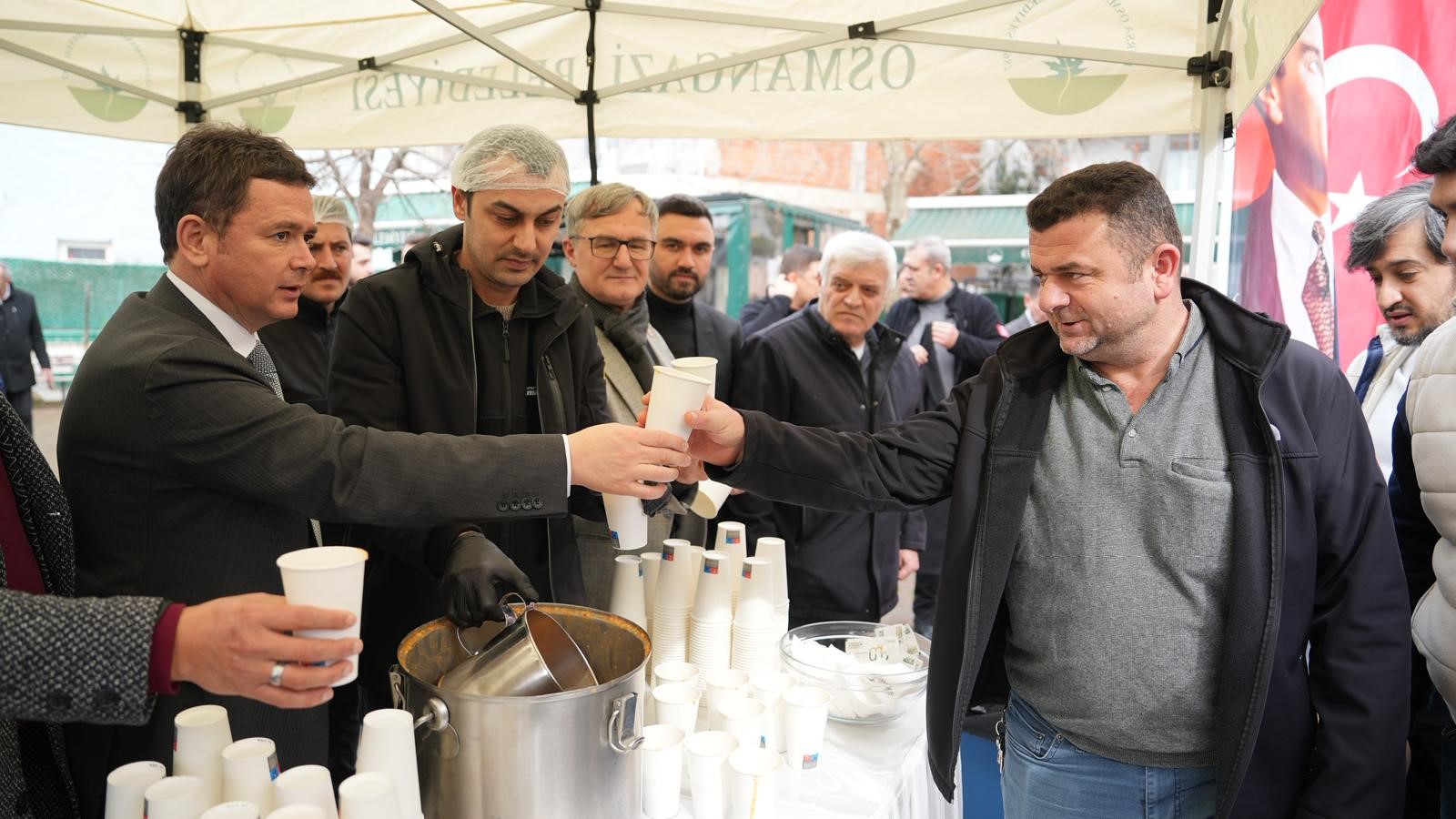 Osmangazi'de Başkan Mehmet Akif Mahallesi sakinlerini dinledi