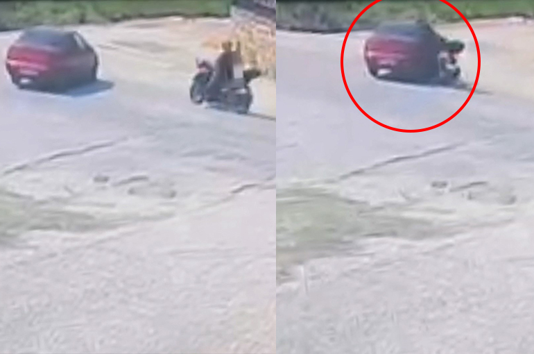 Otomobille çarpışan motosikletli yaralandı: Kaza anı kamerada