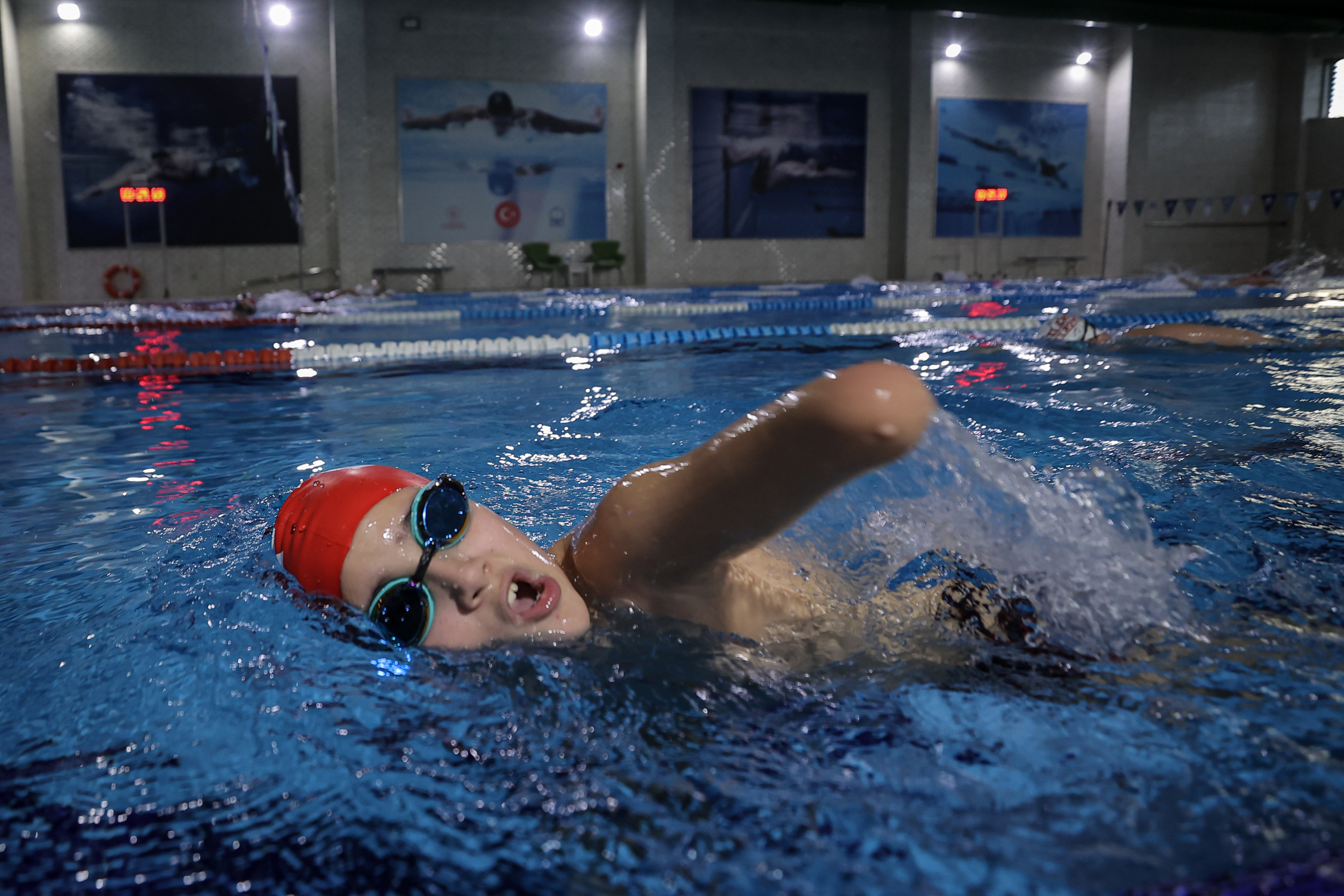 Para yüzücü 11 yaşındaki Muhammed Ali'nin milli takım hayali