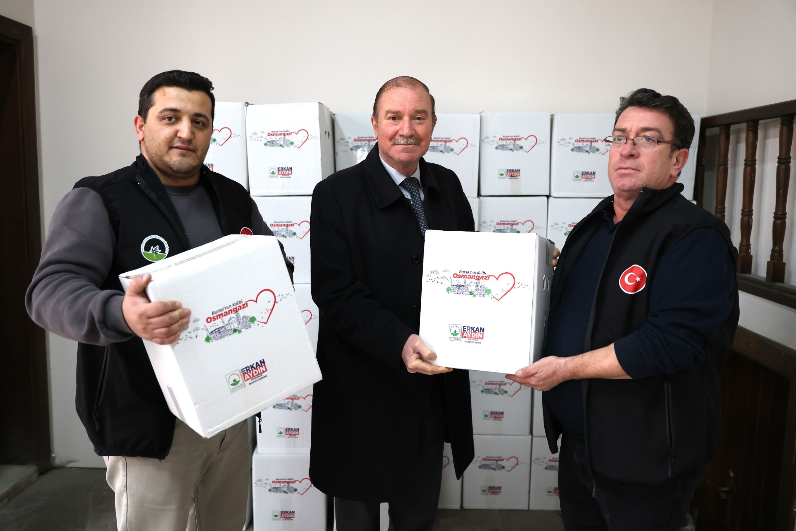 Ramazan öncesi Osmangazi’de erzak yardımları başladı