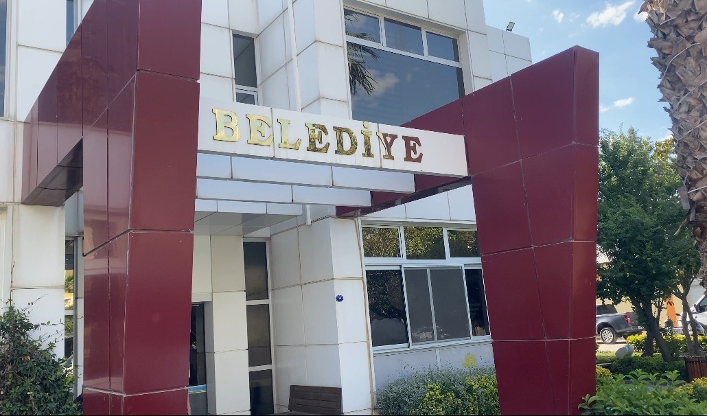 Seferihisar Belediyesinde rüşvet soruşturması: Başkan Yardımcısı dahil 6 gözaltı