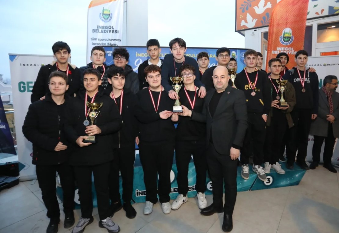 Spor Festivalinde Satranç Müsabakaları Nefes Kesti