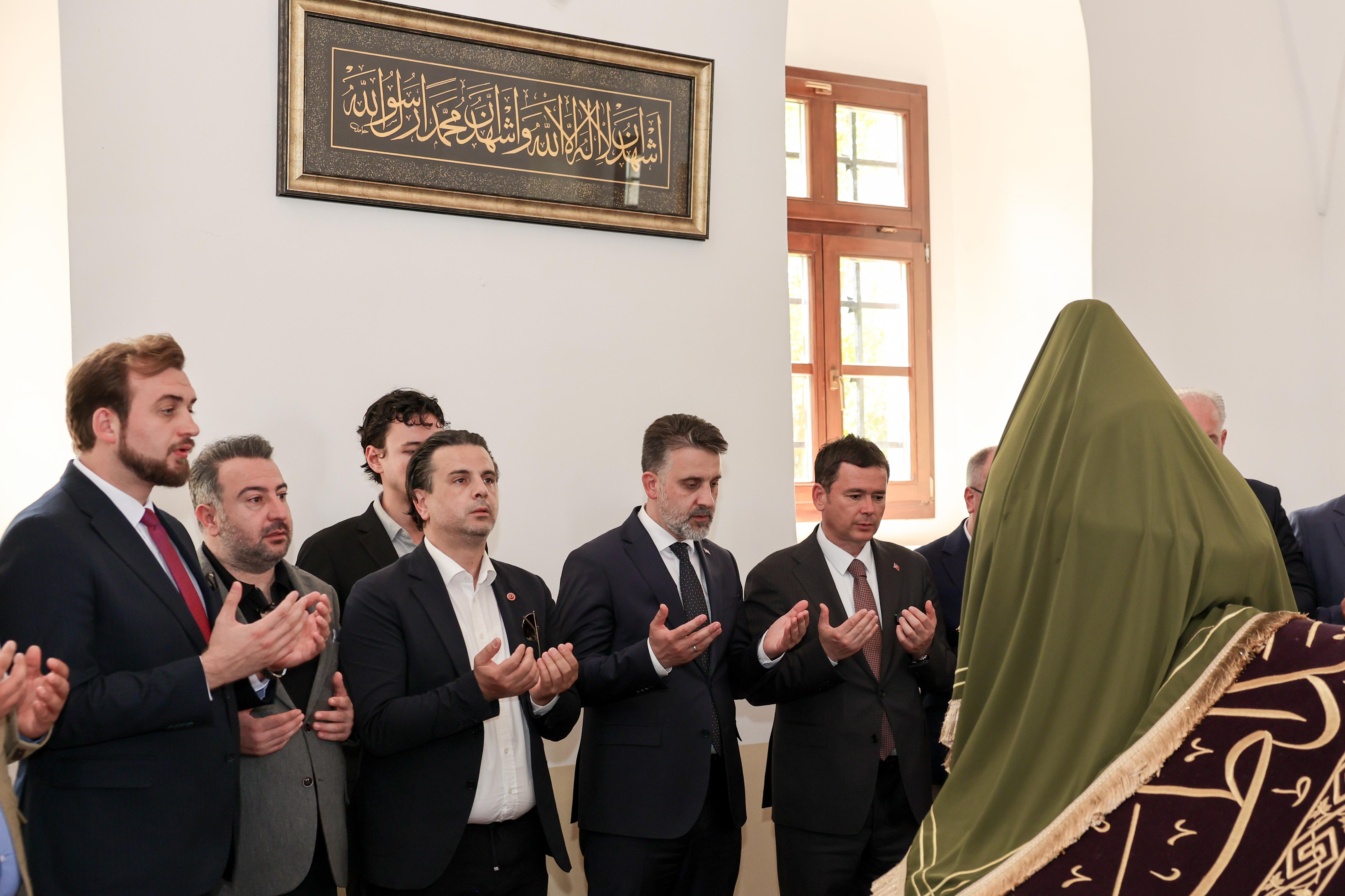 Sultan 1. Murad Han, Kosova'daki türbesinde anıldı