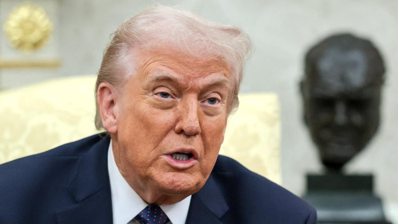 Trump: İran'la bugün muhtemelen telefonla görüşeceğiz