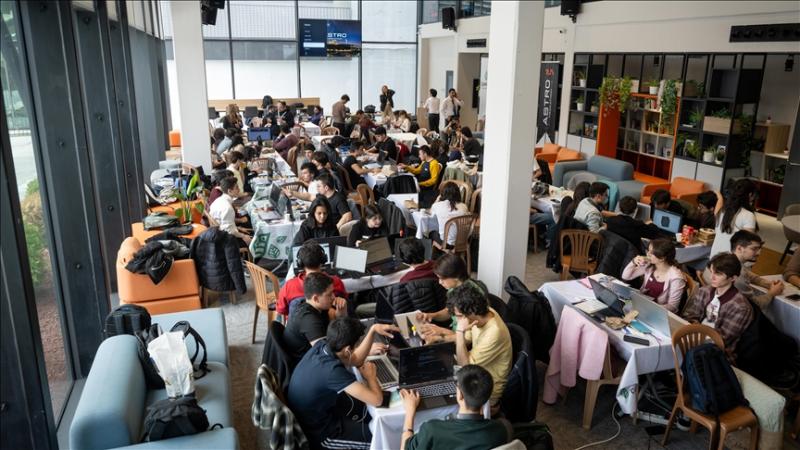Türkiye imzalı uzay hackathonu dünyaya yayılacak