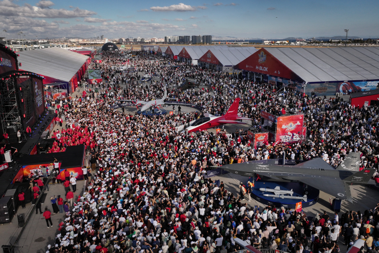 Türkiye küresel etkinlik üssü oluyor: Kongre ve fuar turizminde rekor dönem