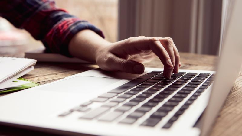 Türkiye'nin dijital alışkanlıkları : Günde ortalama 7 saatimiz internette geçiyor