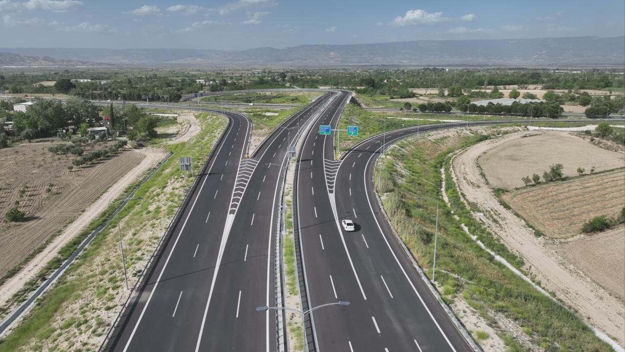 Türkiye'nin yollarında yeni milat: K-AUS devrede