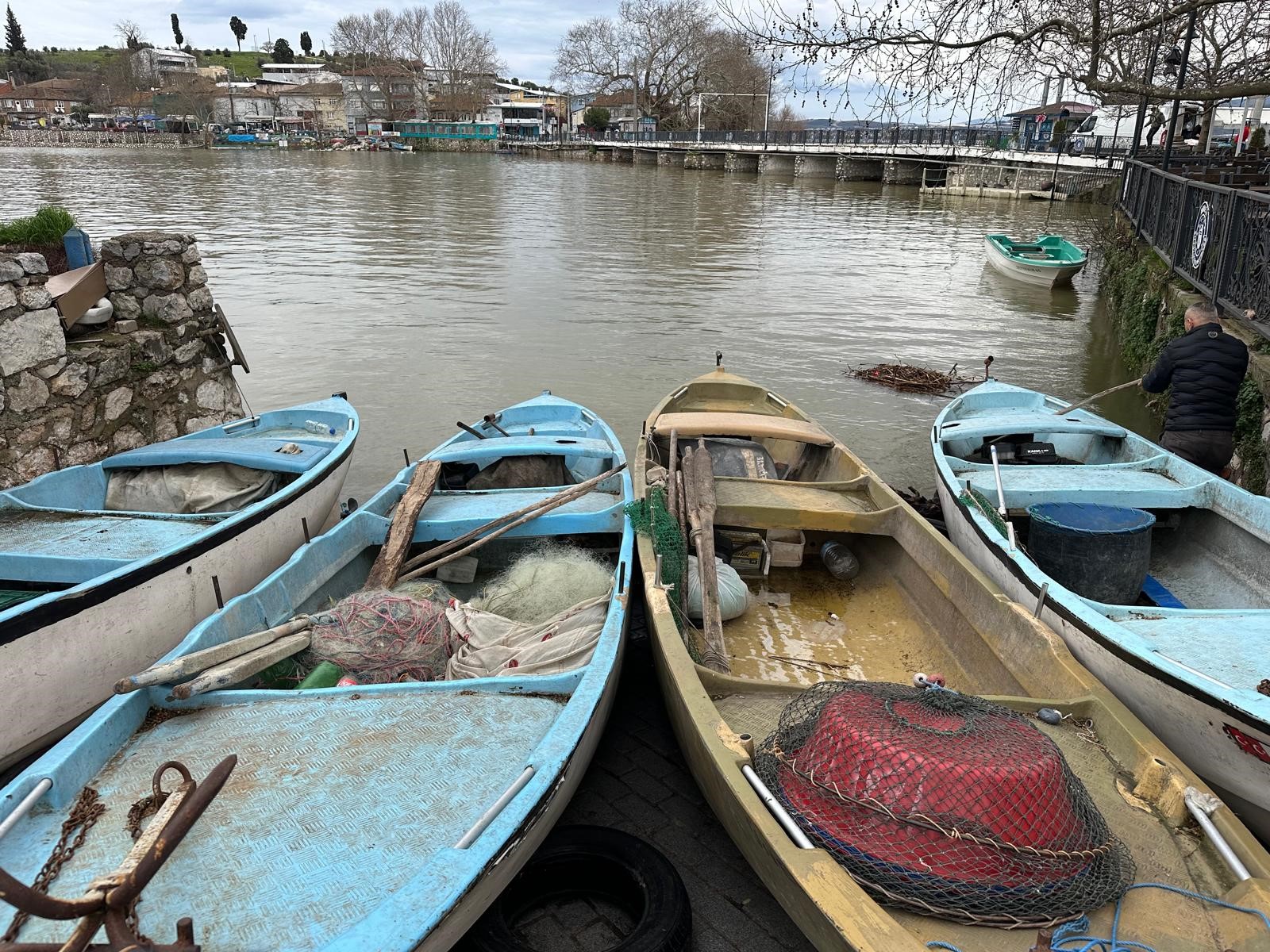 Uluabat Gölü 10 yıl sonra taştı: Sular 10 metreyi geçti