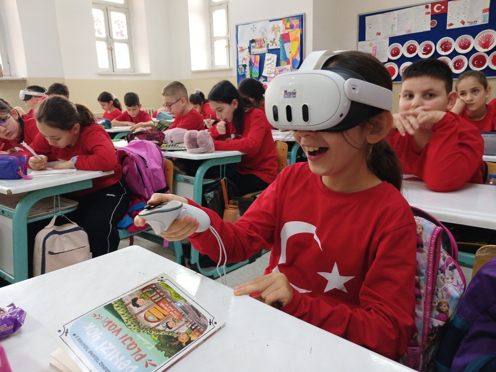 Uludağ Enerji, "Enerjini geleceğe taşı" projesiyle 70 bin öğrenciye ulaştı