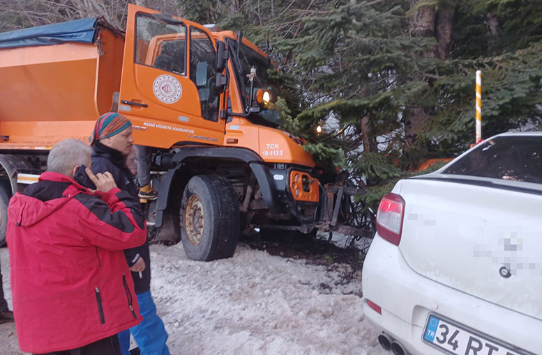 Uludağ yolunda kaza