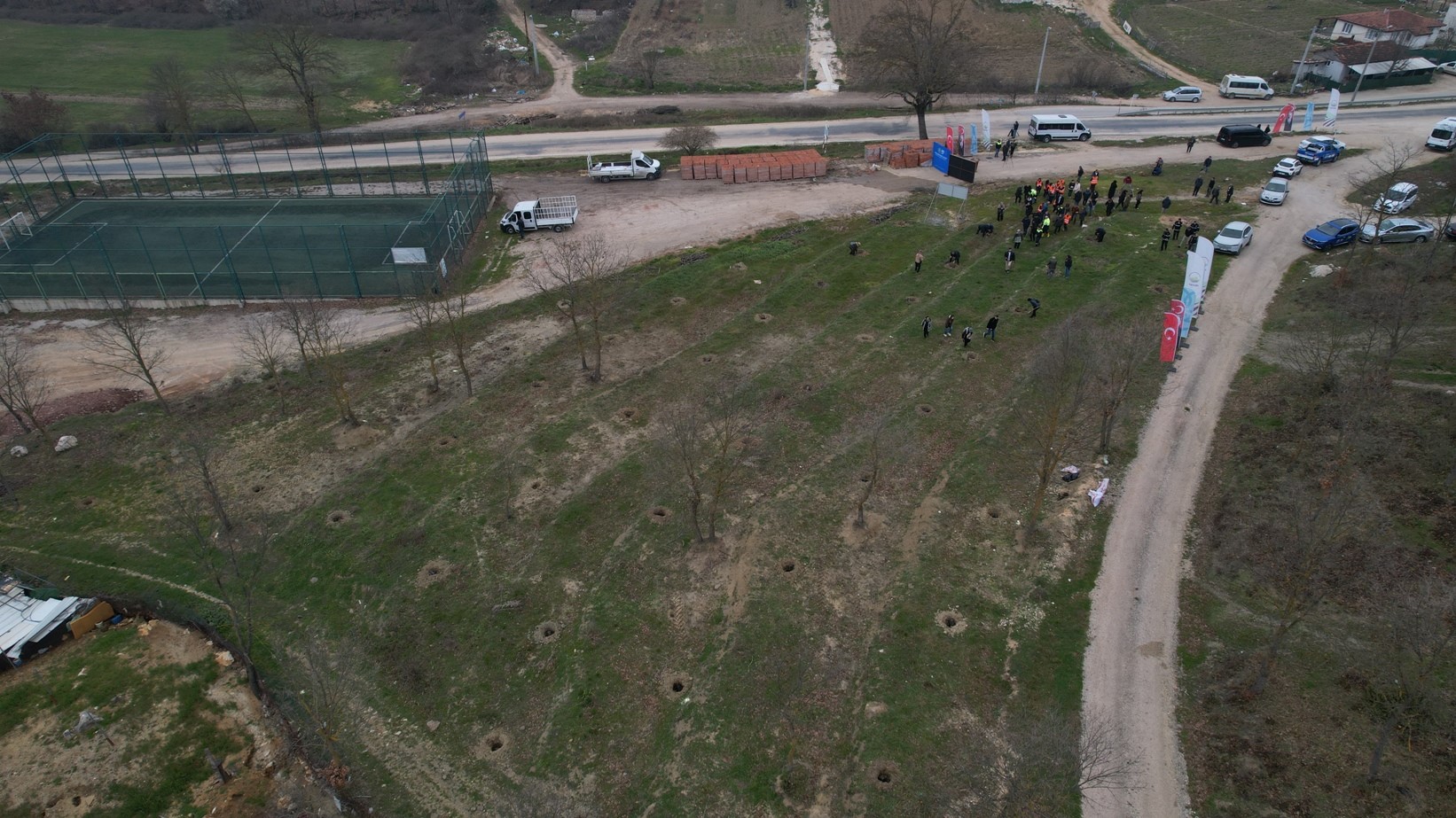 Unçukuru Mahallesi'nde atıl arazi Umut Ormanı'na dönüşüyor