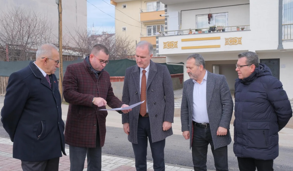 Yeni Mahalleye Hem Otopark Hem Oksijen Deposu