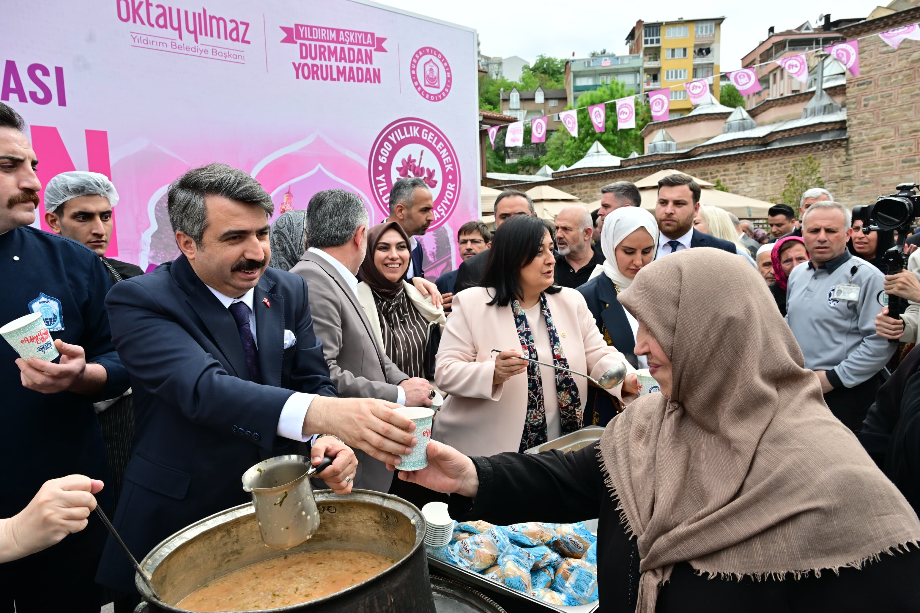 Yıldırım’da Erguvan Bayramı Coşkusu Sona Erdi