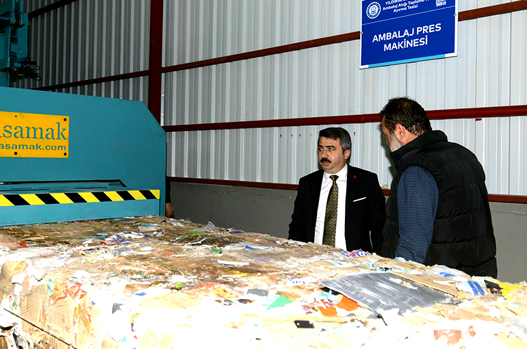 Yıldırım’da geri dönüşümle her ay 5 bin ağaç kurtarılıyor