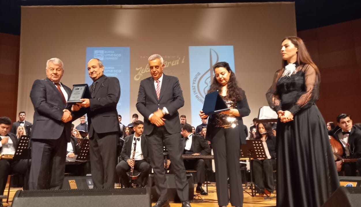 Zeki Müren'in 94'üncü doğum gününde unutulmadı